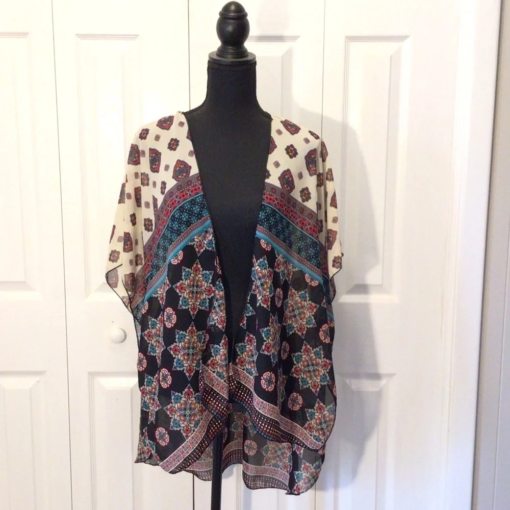 NWOT Live 4 Truth Short Sleeve Semi-Sheer Swimsuit Coverup Kimono Size Small